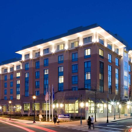 Hilton Garden Inn Shirlington Arlington Eksteriør billede