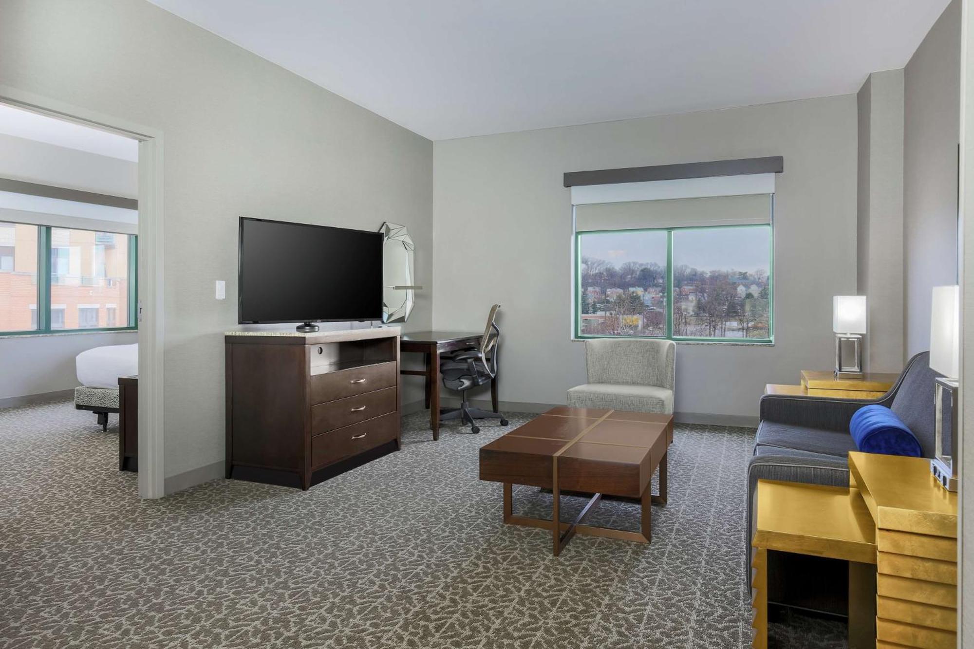 Hilton Garden Inn Shirlington Arlington Eksteriør billede