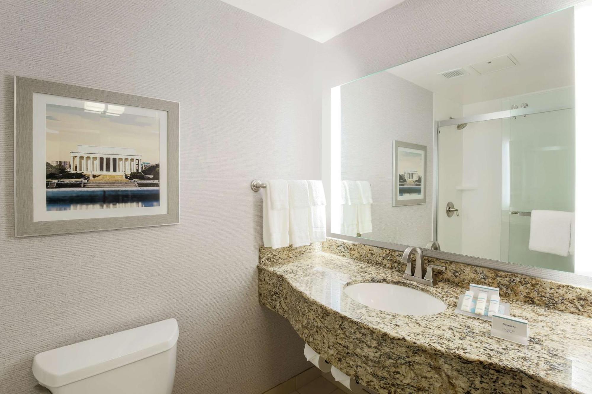 Hilton Garden Inn Shirlington Arlington Eksteriør billede